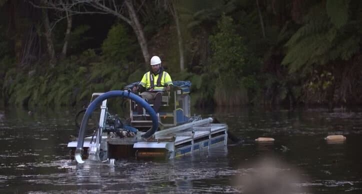 Sonic algae control deployment